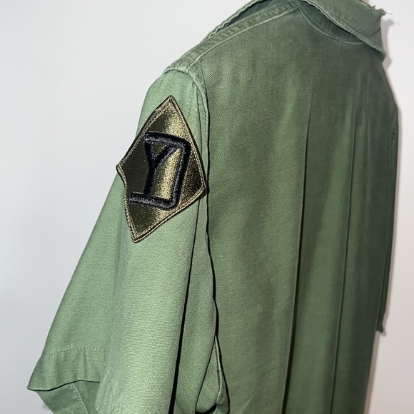 Urban Outfitters Find, Vintage Military Button-Up Top, Green, Medium - Picture 3 of 4